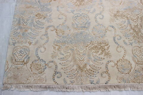 Modern White Hand Knotted 92 X 120  Area Rug 905-112404 Image 1
