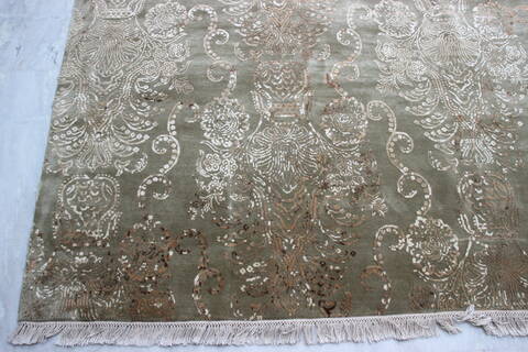 Modern Green Hand Knotted 90 X 121  Area Rug 905-112408 Image 1