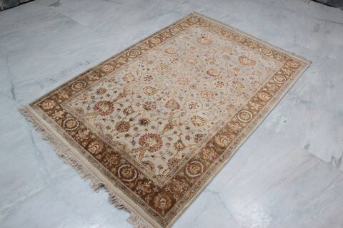 Jaipur Beige Hand Knotted 41 X 61  Area Rug 905-112428 Image 5