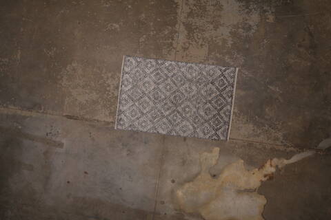 Geometric White Flat Woven 50 X 80  Area Rug 301-114000 Image 7