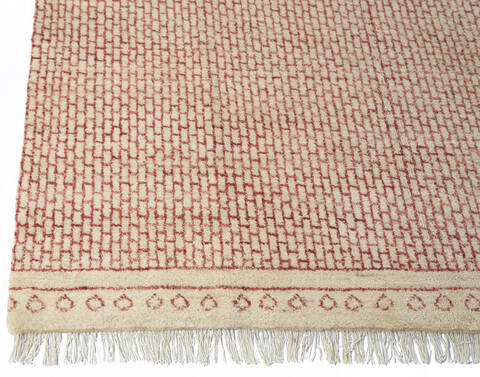 Moroccan White Hand Knotted 63 X 98  Area Rug 700-115751 Image 2