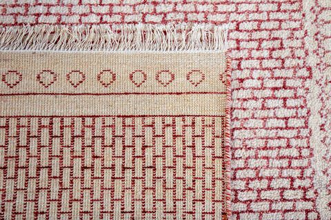 Moroccan White Hand Knotted 63 X 98  Area Rug 700-115751 Image 4