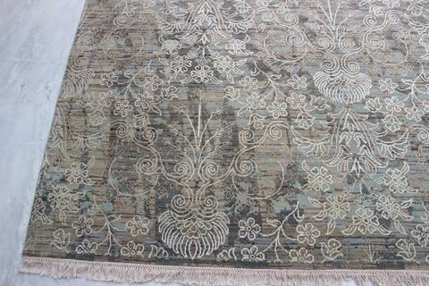 Jaipur Grey Hand Knotted 81 X 102  Area Rug 905-135671 Image 1