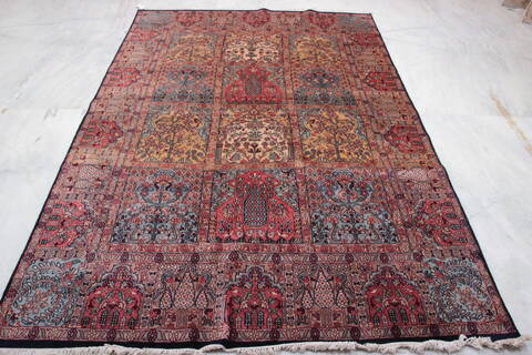 Hamedan Multicolor Hand Knotted 511 X 86  Area Rug 905-135727 Image 2