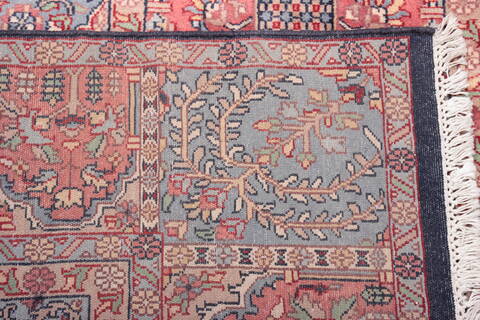 Hamedan Multicolor Hand Knotted 511 X 86  Area Rug 905-135727 Image 3