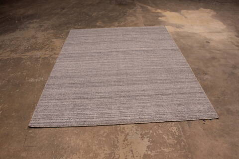Modern-Contemporary Grey Hand Loomed 51 X 61  Area Rug 301-135804 Image 4