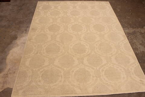 Pishavar Beige Hand Knotted 84 X 114  Area Rug 301-135874 Image 2