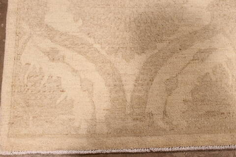 Pishavar Beige Hand Knotted 84 X 114  Area Rug 301-135874 Image 4