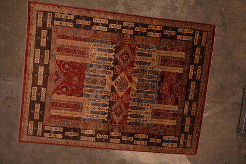 Pishavar Multicolor Hand Knotted 90 X 120  Area Rug 301-135877 Image 10