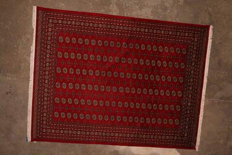 Bokhara Red Hand Knotted 91 X 120  Area Rug 301-135892 Image 7