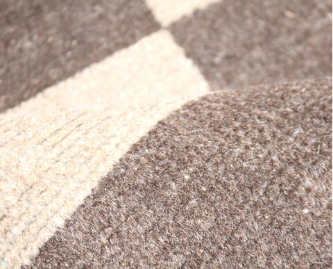 Modern Beige Hand Knotted 40 X 510  Area Rug 904-135968 Image 7