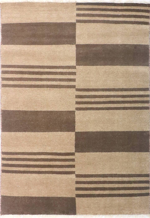 Modern Beige Hand Knotted 40 X 510  Area Rug 904-135968 Image 0