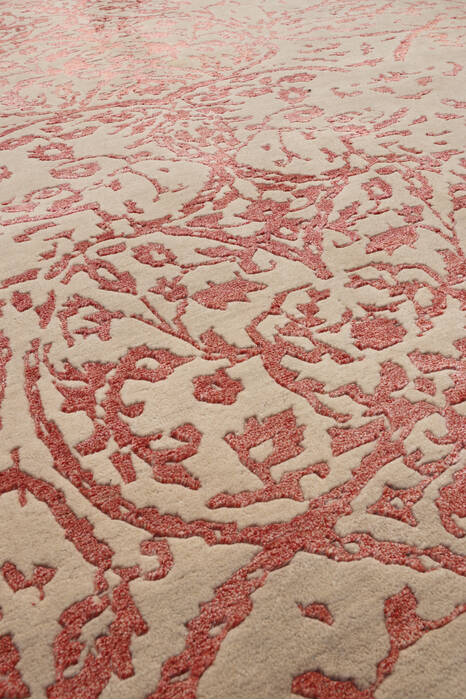Modern Red Round Hand Made 100 X 100  Area Rug 902-136051 Image 3
