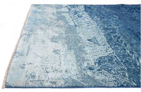 Modern Blue Hand Knotted 57 X 711  Area Rug 700-136118 Image 3