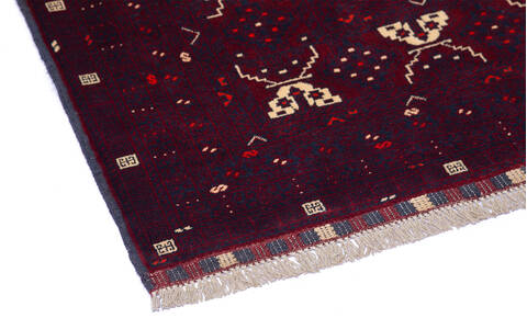 Kunduz Red Hand Knotted 52 X 711  Area Rug 700-136393 Image 4