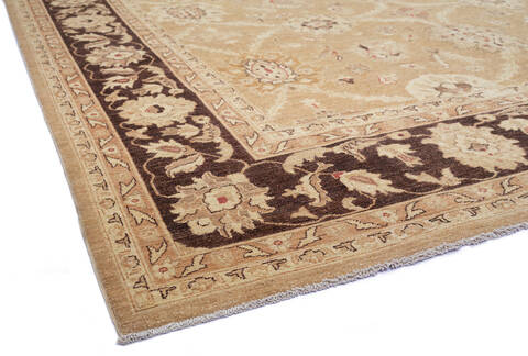 Chobi Beige Hand Knotted 99 X 137  Area Rug 700-136398 Image 4