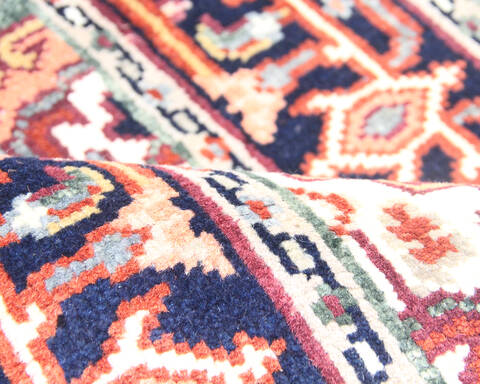 Heriz Multicolor Hand Knotted 30 X 50  Area Rug 904-136478 Image 5