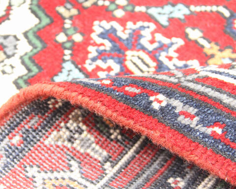 Heriz Multicolor Hand Knotted 30 X 50  Area Rug 904-136479 Image 4