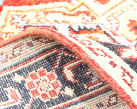 Heriz Multicolor Hand Knotted 40 X 60  Area Rug 904-136484 Image 4