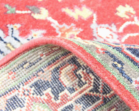 Heriz Multicolor Hand Knotted 40 X 60  Area Rug 904-136486 Image 4