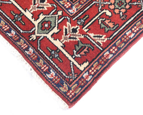 Heriz Multicolor Hand Knotted 60 X 90  Area Rug 904-136493 Image 2