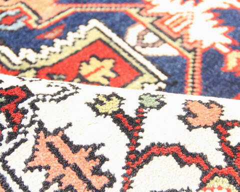 Heriz Multicolor Hand Knotted 60 X 90  Area Rug 904-136493 Image 5