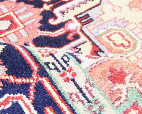Heriz Multicolor Hand Knotted 60 X 90  Area Rug 904-136496 Image 5
