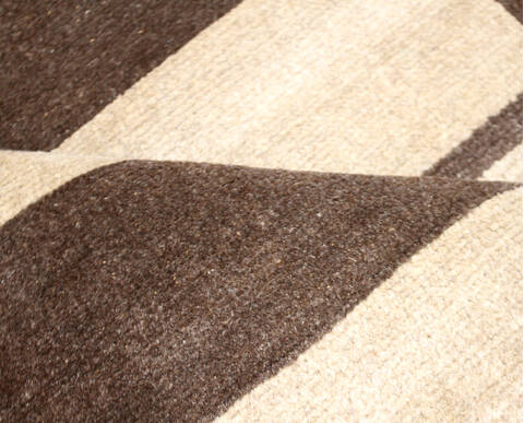 Modern Brown Hand Knotted 710 X 910  Area Rug 904-136533 Image 4