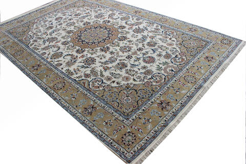 Nain Beige Hand Knotted 66 X 99  Area Rug 902-136761 Image 4