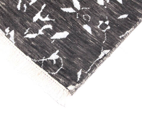 Modern Black Hand Knotted 811 X 121  Area Rug 904-137117 Image 2