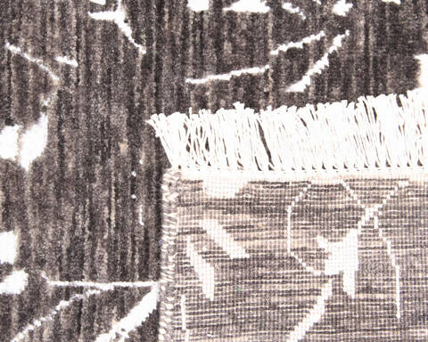 Modern Black Hand Knotted 811 X 121  Area Rug 904-137117 Image 3