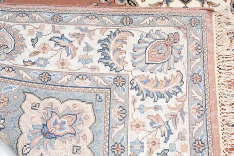 Mahi White Hand Knotted 61 X 91  Area Rug 905-137316 Image 5