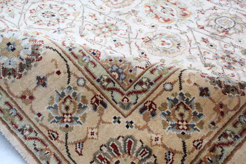 Jaipur Beige Hand Knotted 311 X 60  Area Rug 905-137537 Image 3