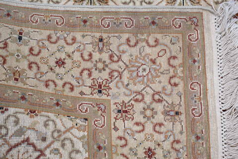 Jaipur White Hand Knotted 41 X 62  Area Rug 905-137541 Image 6
