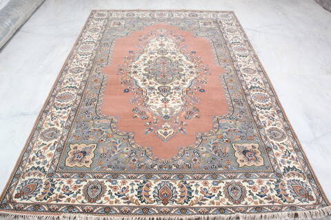 Mahi Purple Hand Knotted 62 X 93  Area Rug 905-137594 Image 1