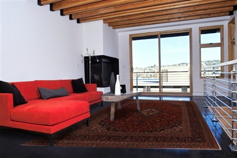 Kashan Red Hand Knotted 102 X 133  Area Rug 251-14265 Image 3