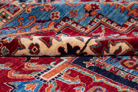 Heriz Red Hand Knotted 81 X 109  Area Rug 700-140014 Image 6