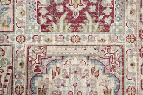 Pak-Persian Red Hand Knotted 80 X 103  Area Rug 700-143414 Image 6