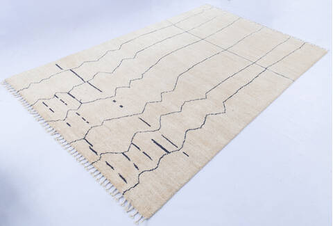 Moroccan White Hand Knotted 64 X 100  Area Rug 700-143457 Image 2