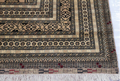 Khan Mohammadi Beige Hand Knotted 67 X 103  Area Rug 700-143472 Image 4
