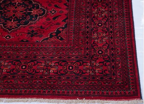 Khan Mohammadi Red Hand Knotted 67 X 99  Area Rug 700-143478 Image 5