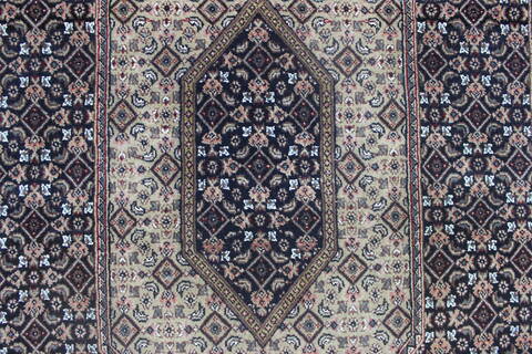 Bidjar Black Hand Knotted 51 X 82  Area Rug 902-144930 Image 2