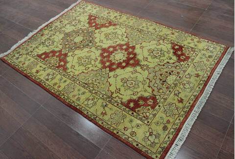 Bakhtiar Multicolor Hand Knotted 40 X 60  Area Rug 902-144934 Image 1