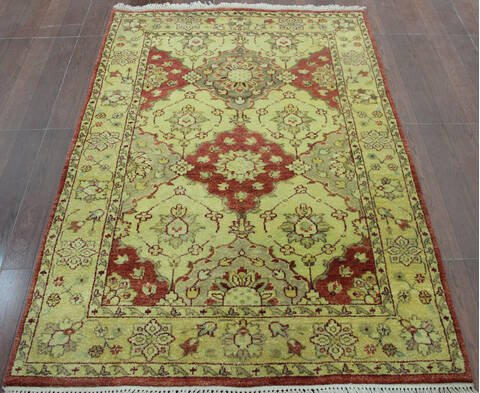 Bakhtiar Multicolor Hand Knotted 40 X 60  Area Rug 902-144934 Image 2