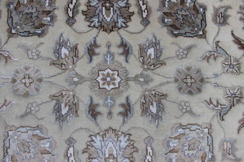 Kashan Red Hand Knotted 40 X 60  Area Rug 902-144935 Image 2