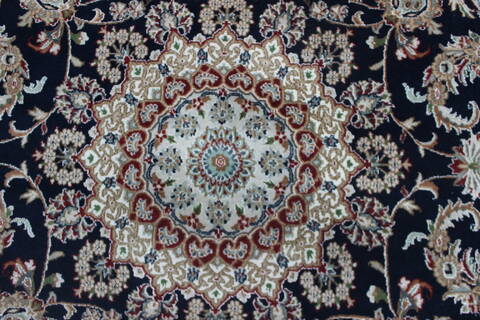 Nain Blue Round Hand Knotted 80 X 80  Area Rug 902-144957 Image 1