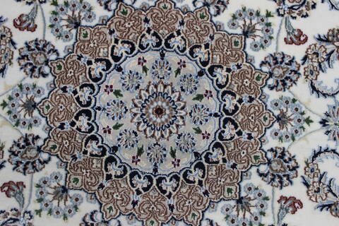 Nain Beige Round Hand Knotted 80 X 80  Area Rug 902-144960 Image 1
