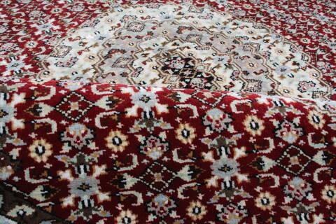 Mahi Red Round Hand Knotted 60 X 60  Area Rug 905-145257 Image 8