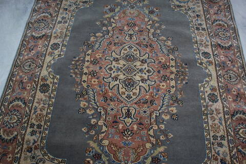 Kashan Blue Hand Knotted 59 X 91  Area Rug 905-145258 Image 5