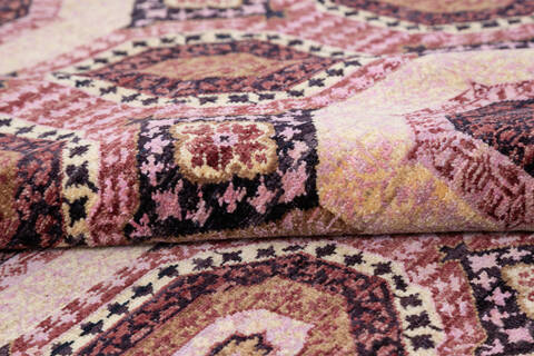 Chobi Red Hand Knotted 50 X 69  Area Rug 700-145324 Image 5